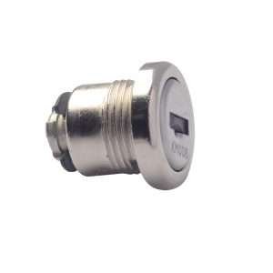 Cylinder lock with dust shutter